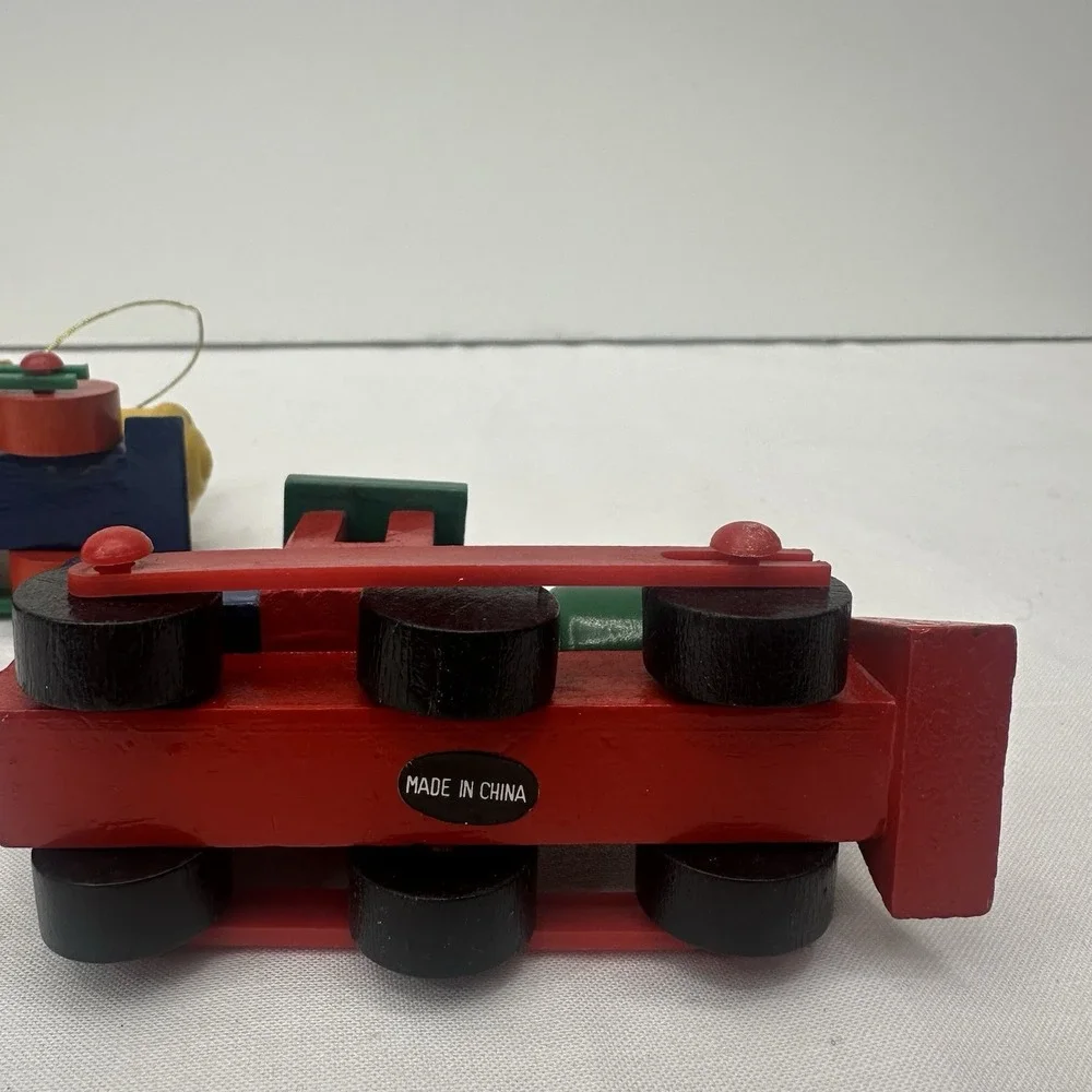 Lot / 3 Old-School Wood Block Locomotive Train Christmas Ornament Rolling Wheels
